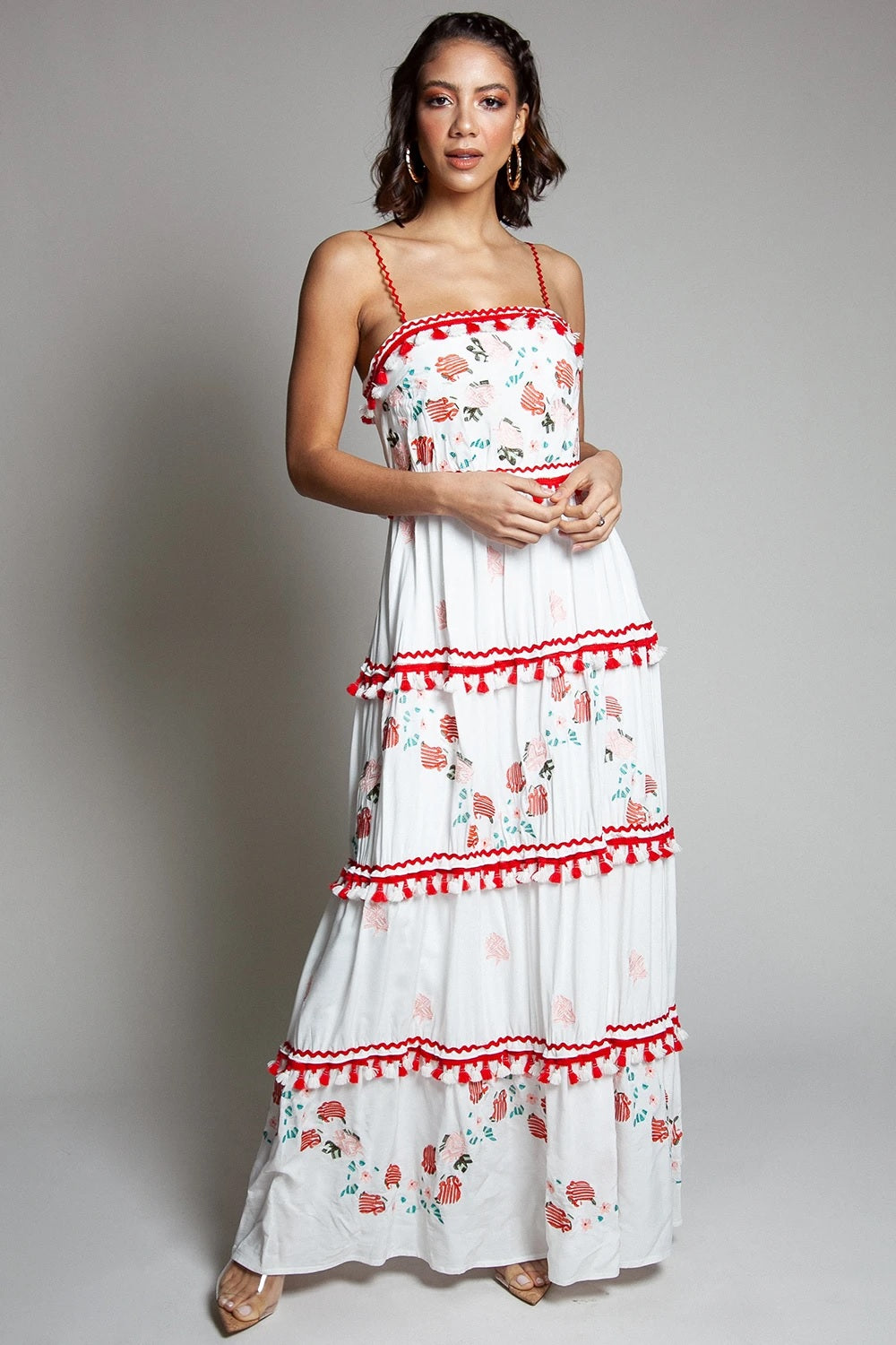 Floral Embroidered Sleeveless Floral Print Maxi Dress Medium / Multi-Color Floral Embroidered Sleeveless Floral Print Maxi Dress Medium / Multi-Color