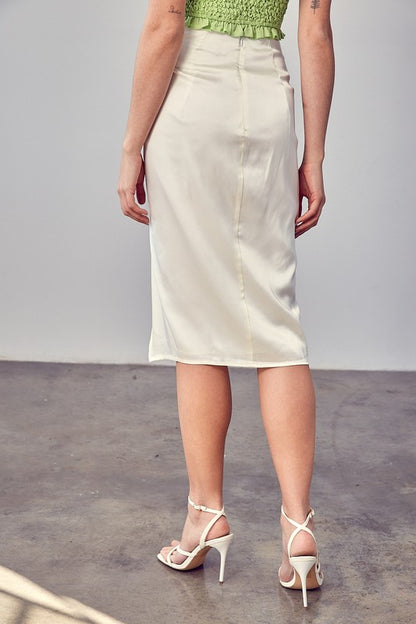 Side Gathered Skirt With Short Slit - steven wick