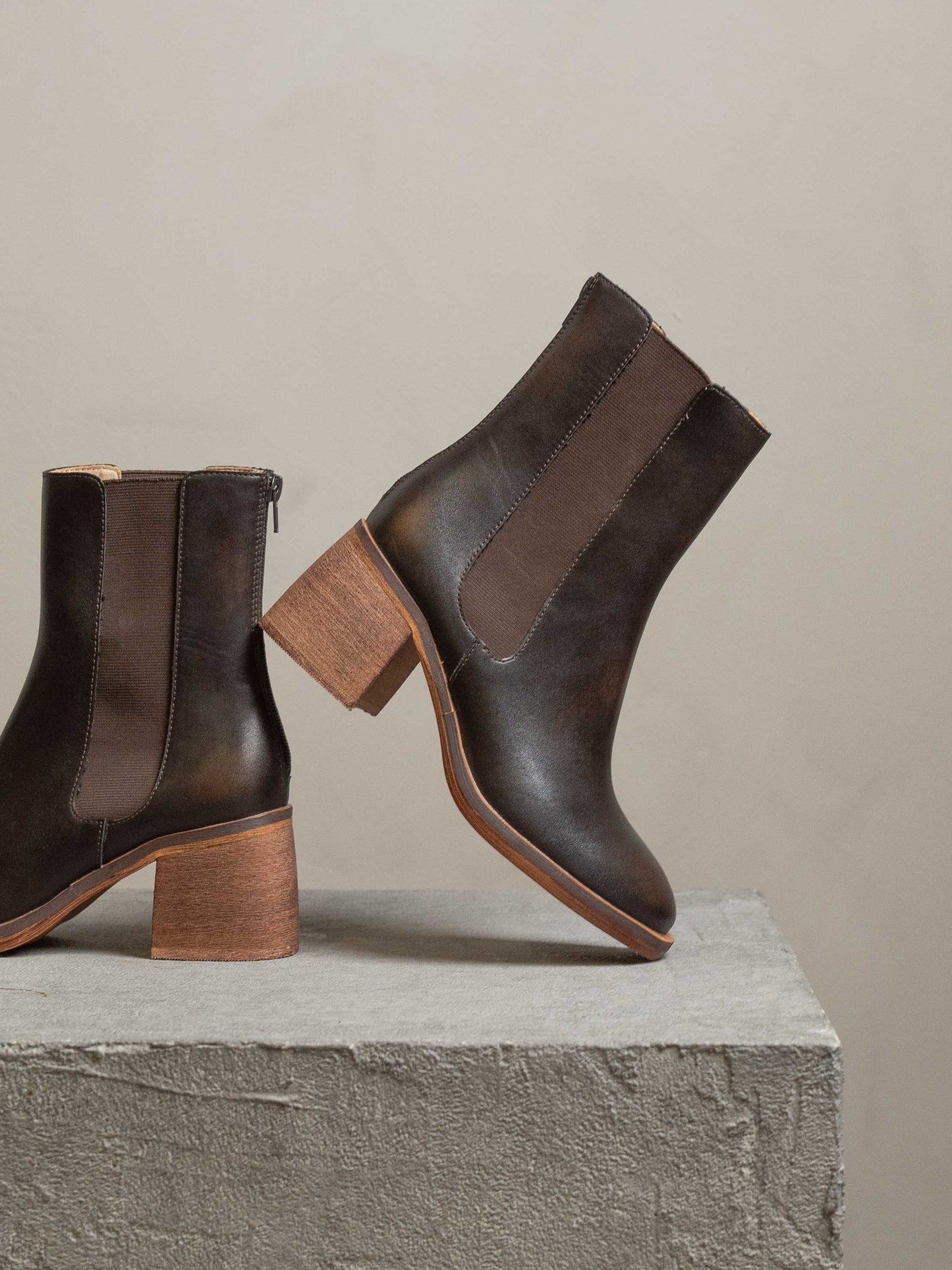 The Olivia | Espresso Chelsea Heel Boots