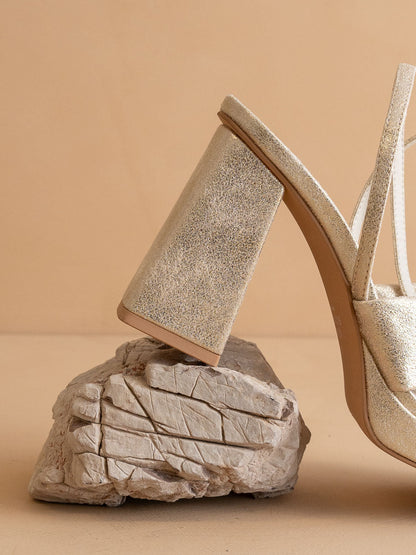 The Zoey | Light Gold knotted band platform  heel - steven wick