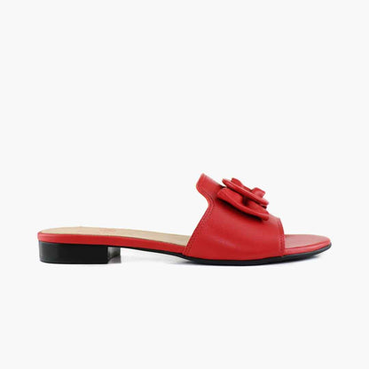 Walcott Ave, Women